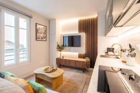 Stunning Tiny Studio - 5 min to Eiffel Tower - Sleeps 2P